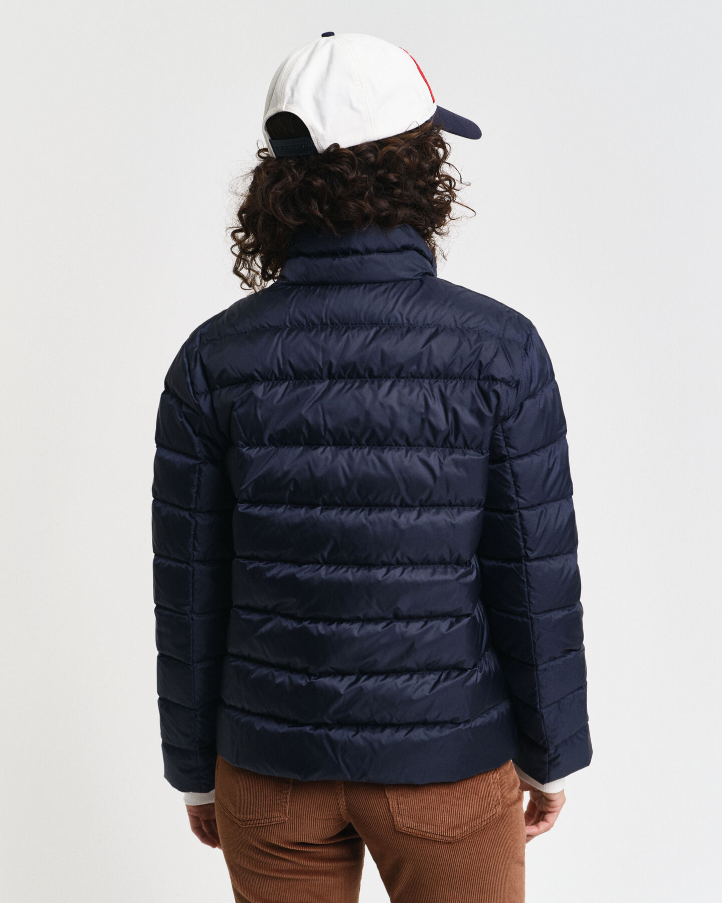 Kevyt Logo-untuvatakki