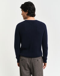 Kohopintainen villasekoiteneule, pyöreä pääntie