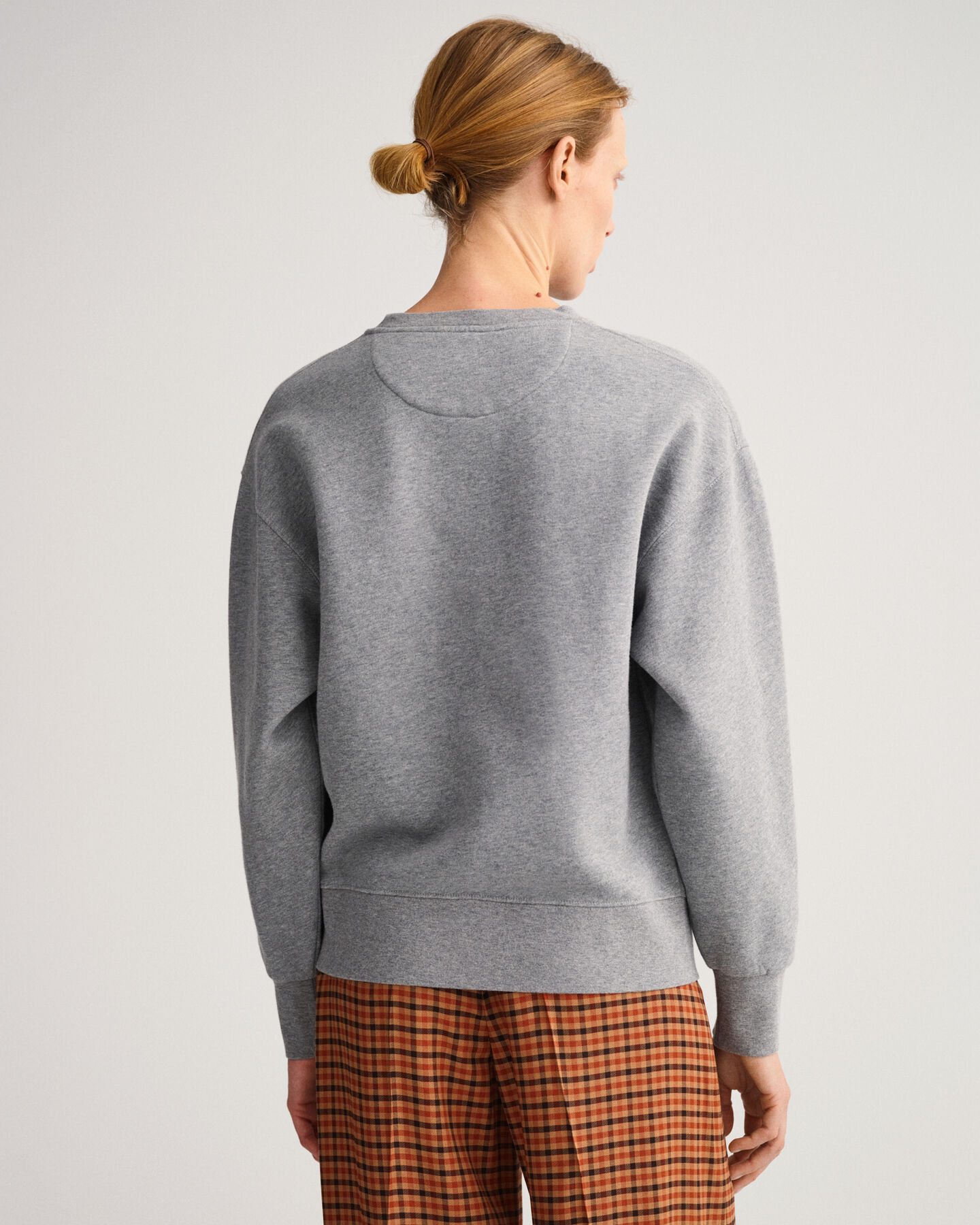 USA Graphic ‑collegepaita, pyöreä pääntie