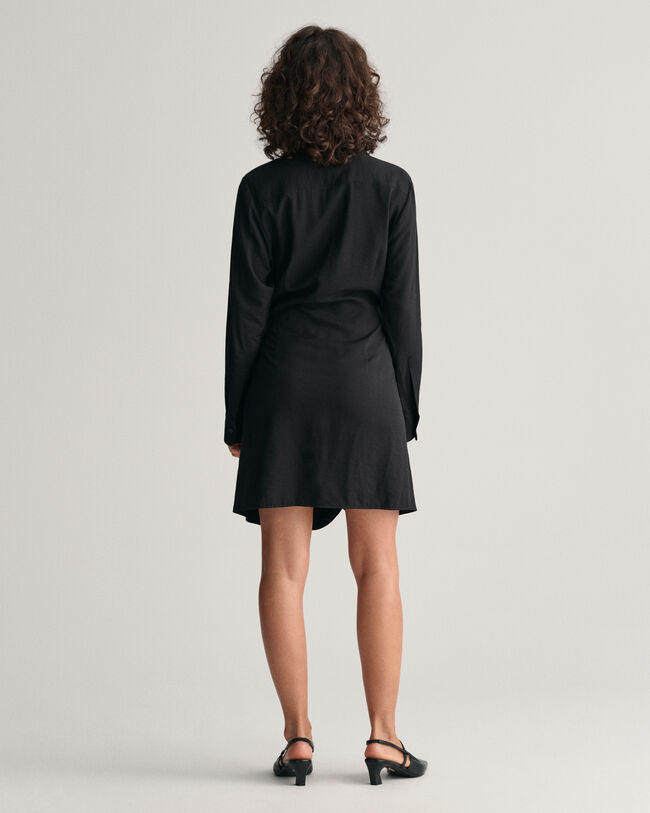 Kietaisumallinen paitamekko