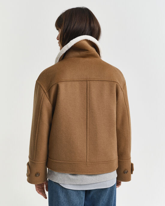 Villasekoitteinen lentäjäntakki