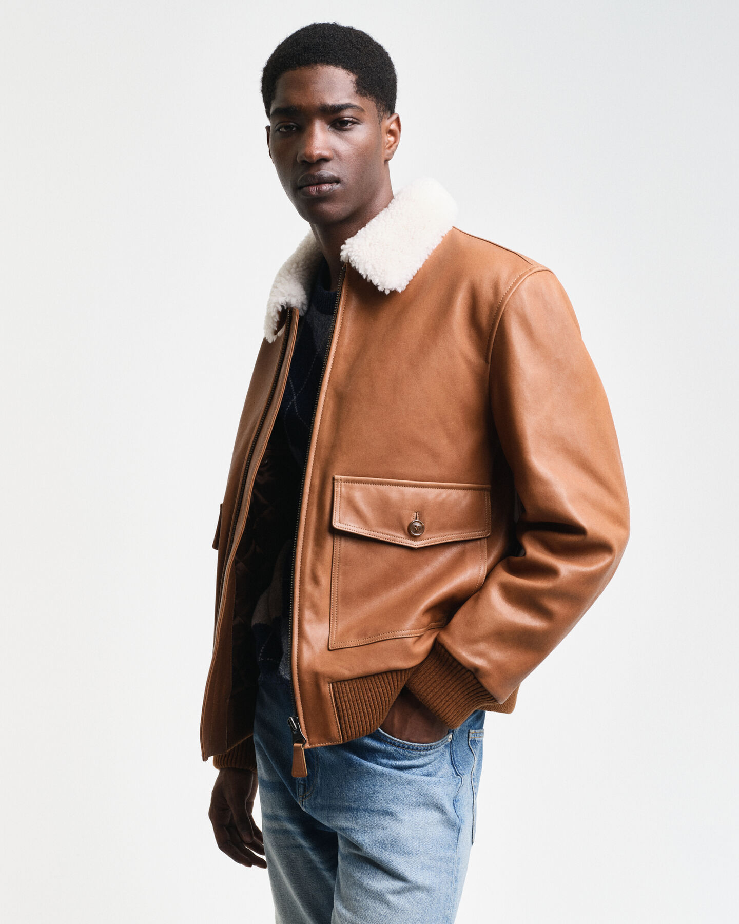 Nahkainen lentäjäntakki