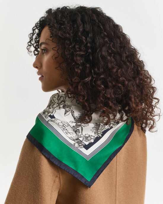 Puukuvioinen silkkihuivi