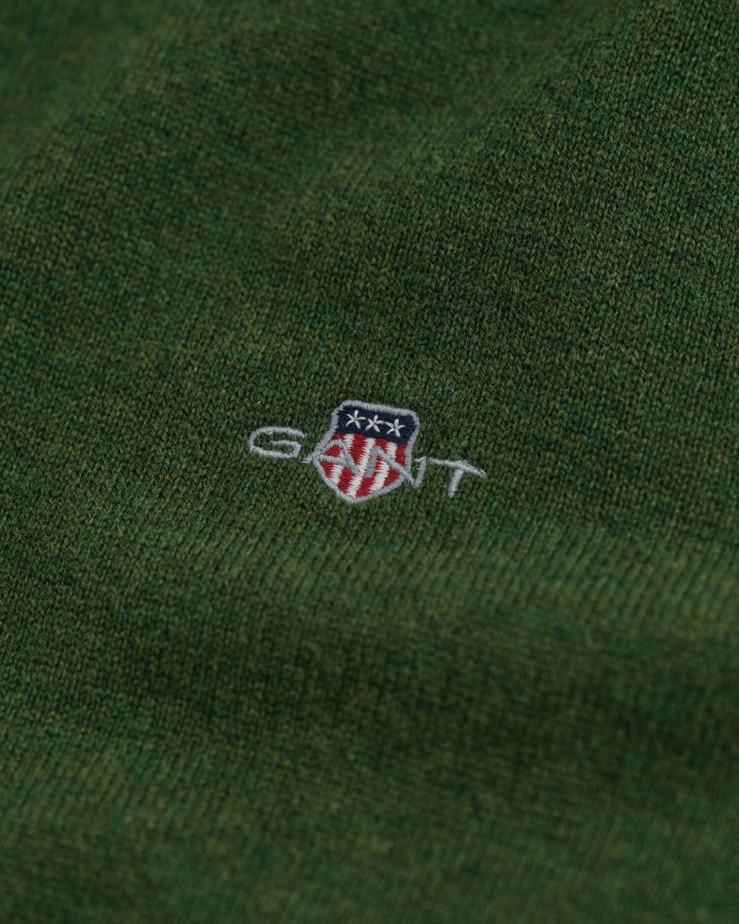 Ohut lampaanvillaneule, pyöreä pääntie