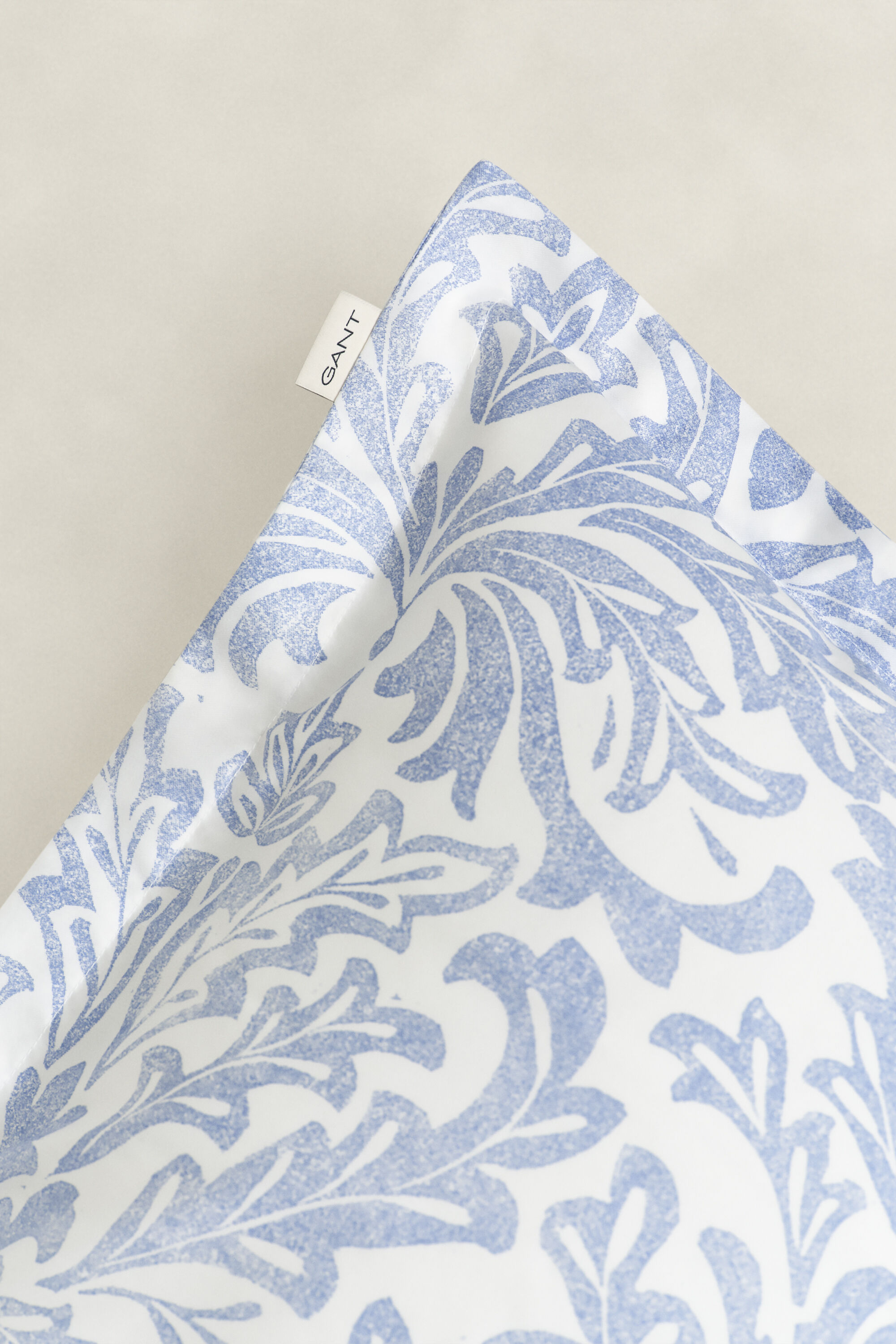 Printtikuvioitu Leaf Medallion -tyynyliina