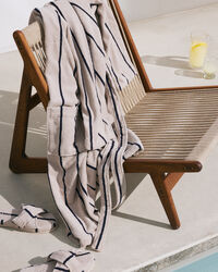 Raidallinen aamutakki