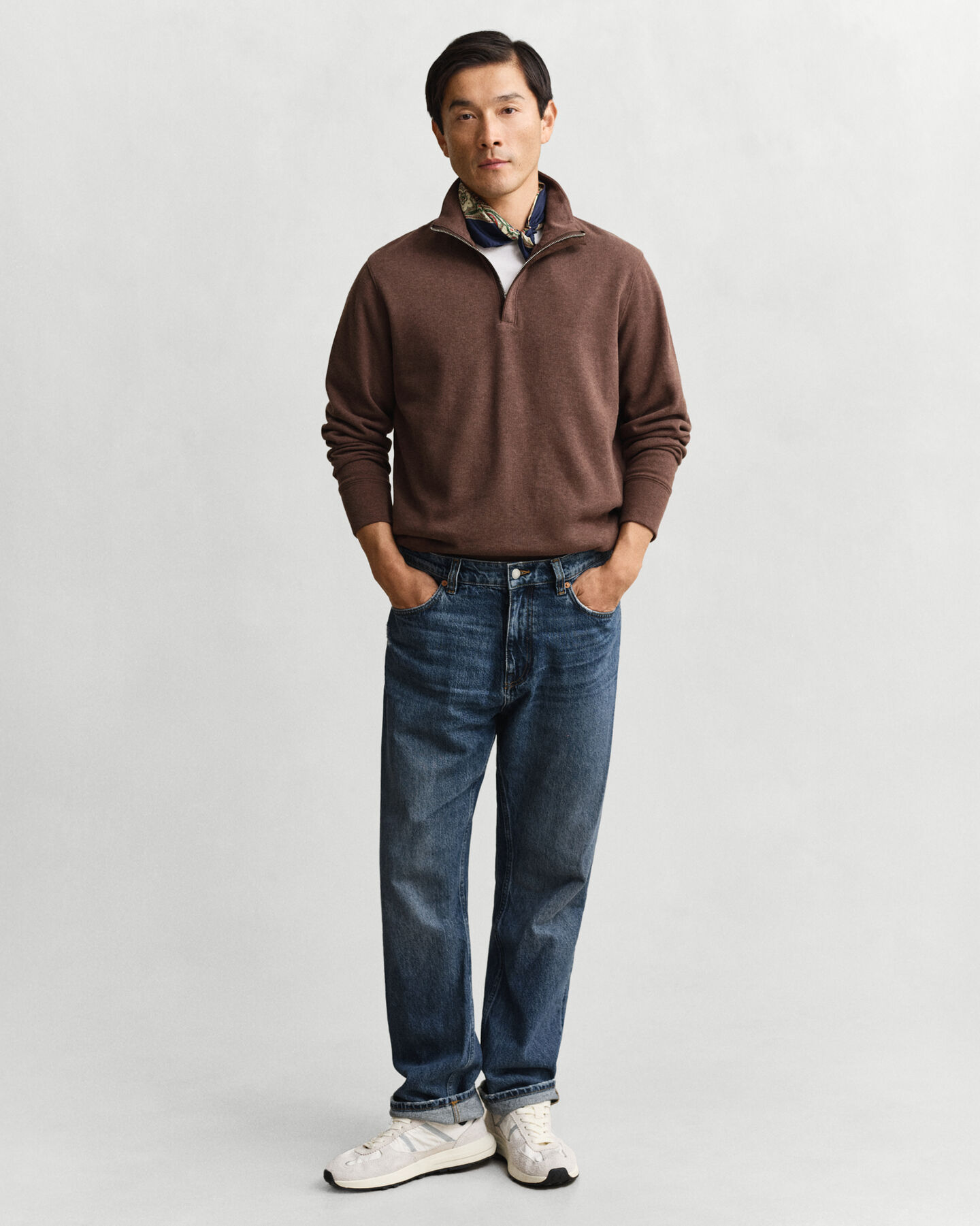 Kevyt Sacker Rib ‑collegepaita, vetoketjukaulus