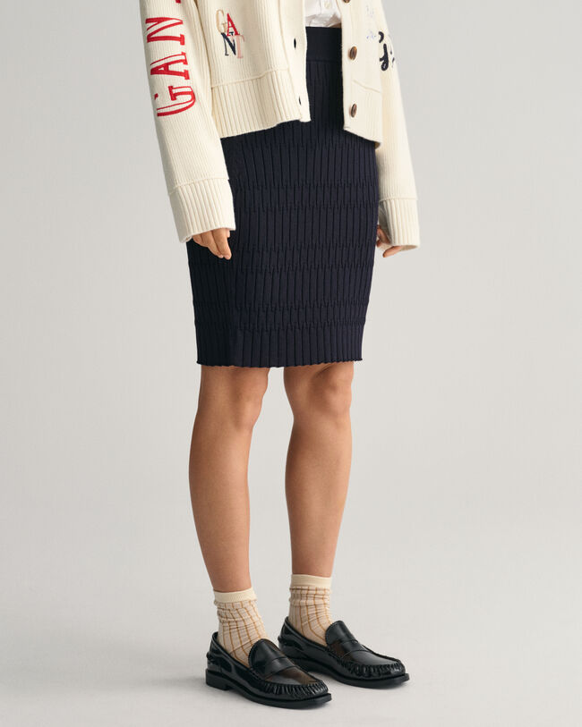 Kohopintainen neulehame