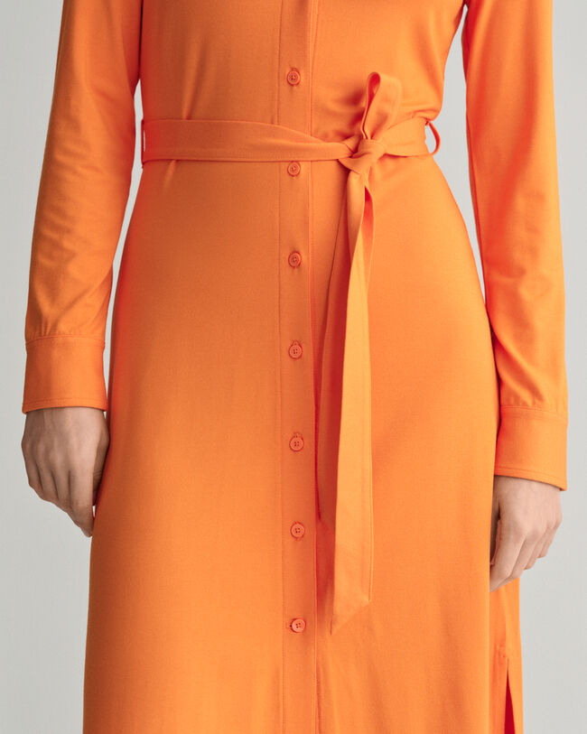 Slim&nbsp;fit ‑mitoitettu paitamekko jerseyneulosta