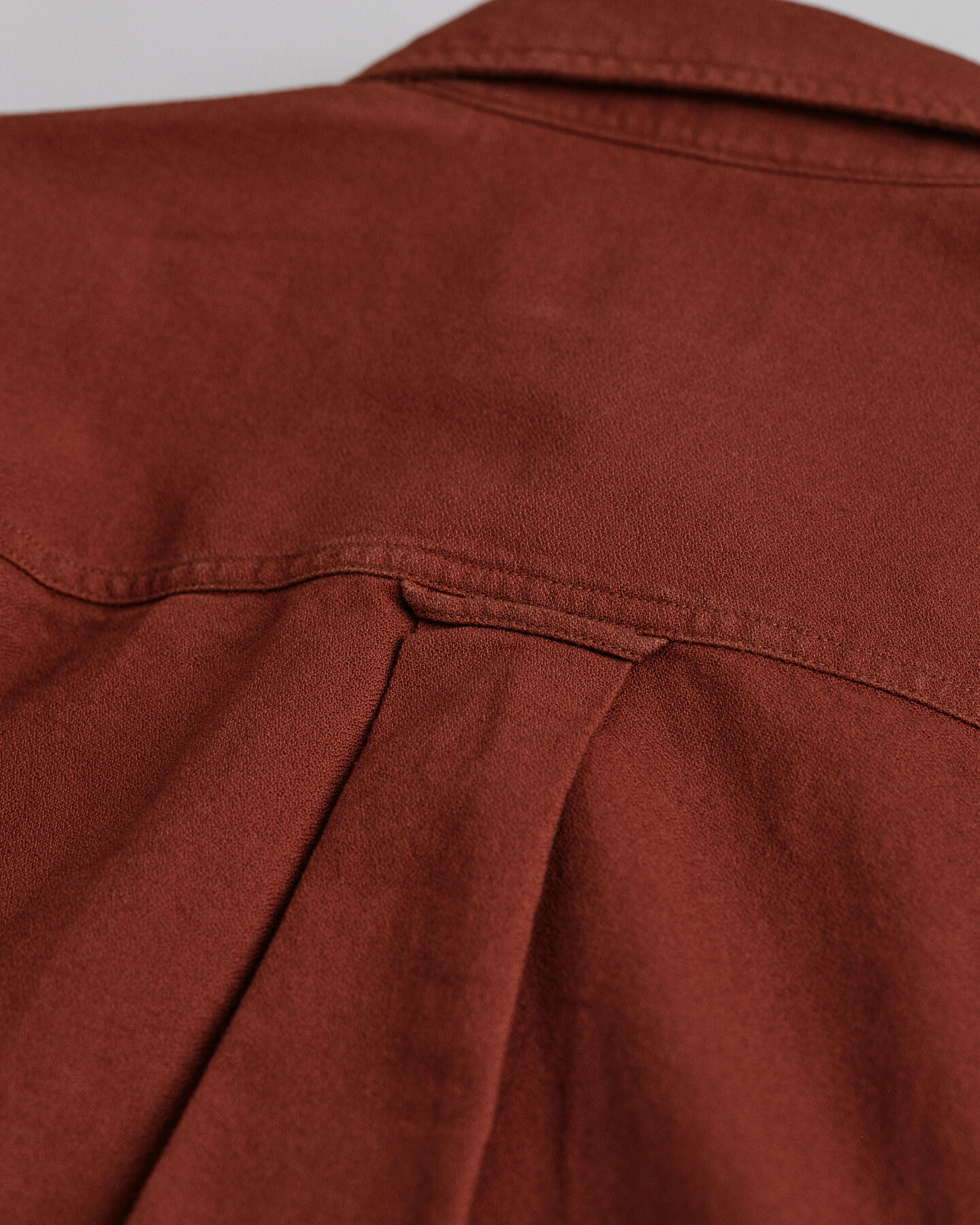 Relaxed&nbsp;fit ‑mitoitettu utility-paita