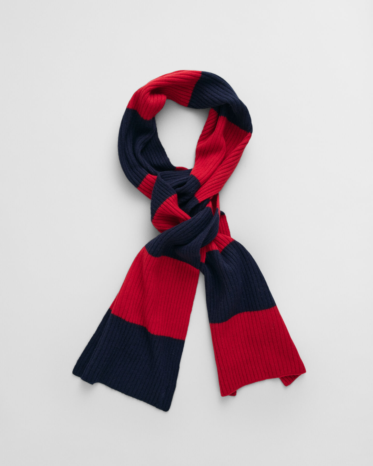 Raidallinen neulekaulaliina