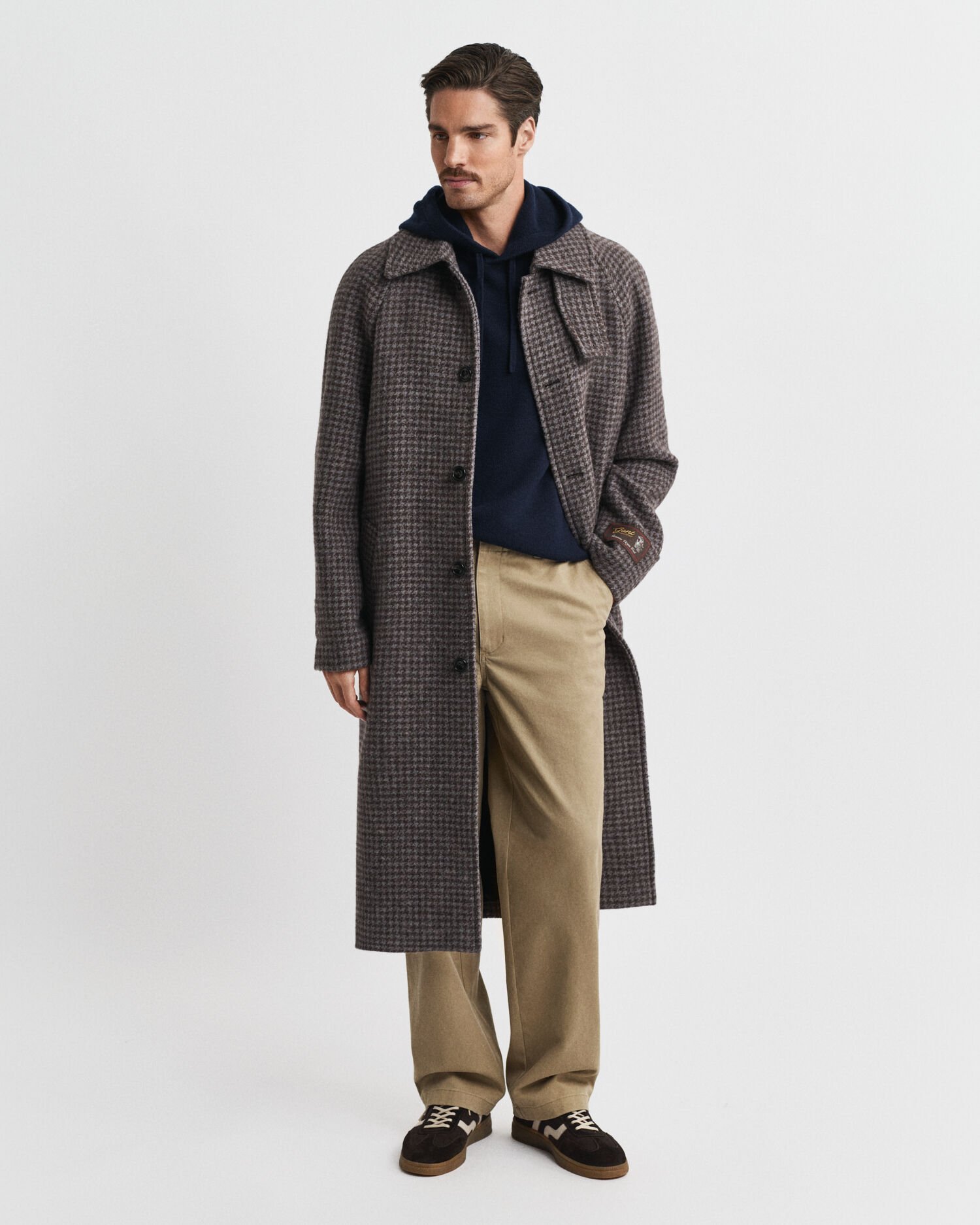 Kašmirsekoitteinen huppari