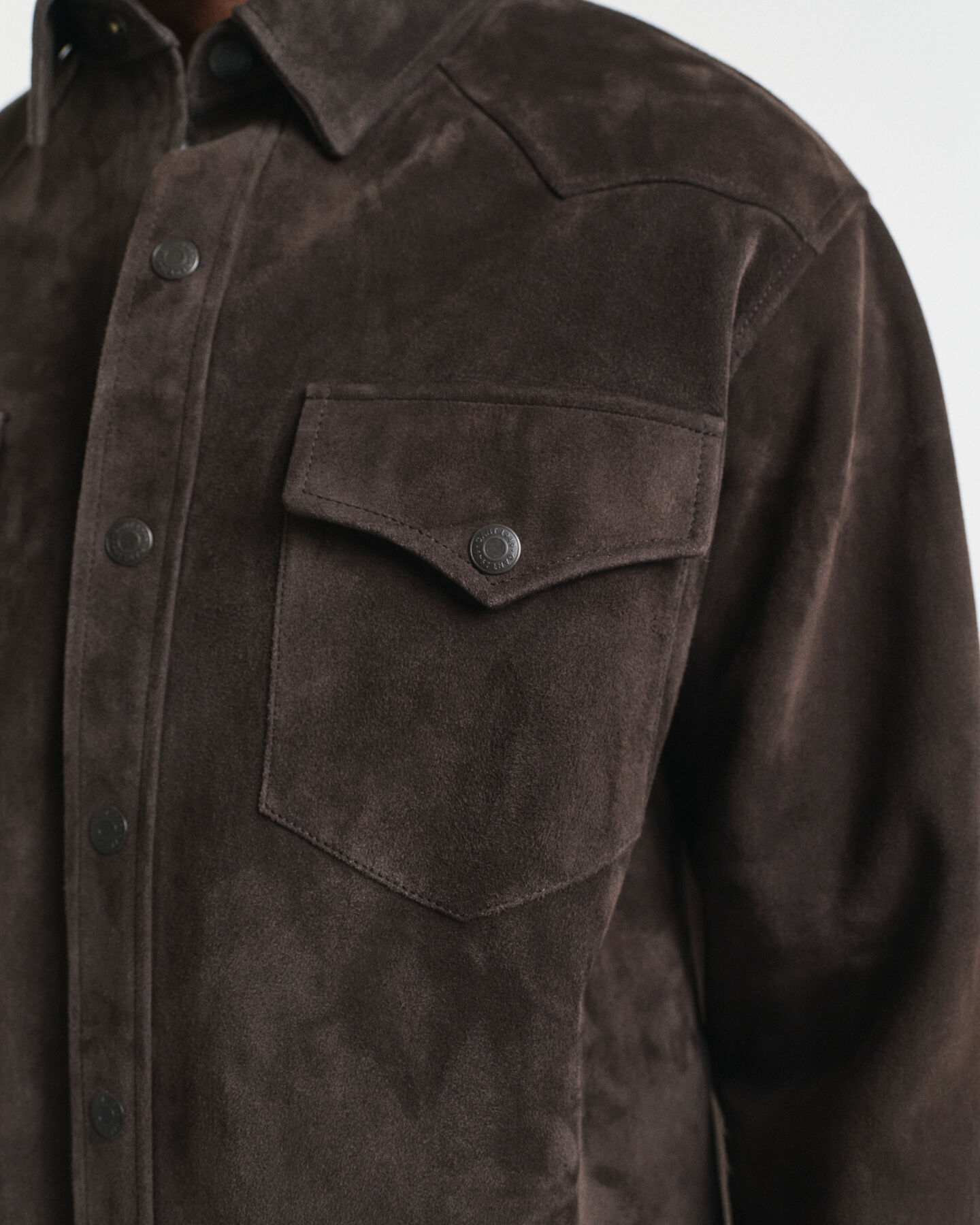 Relaxed fit ‑mitoitettu mokkanahkainen rodeopaita