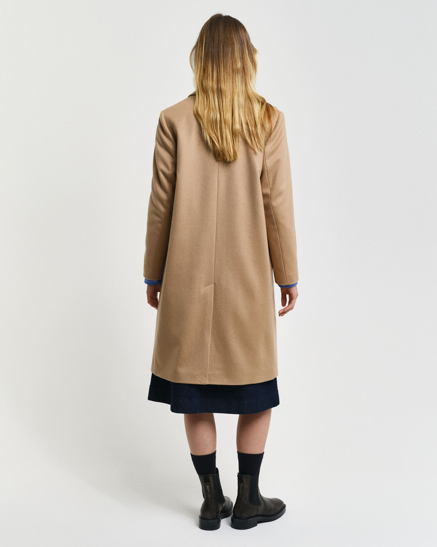 Hyvin istuva klassinen villakangastakki