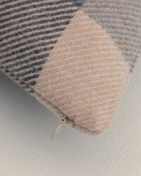 Magnified Check ‑tyynynpäällinen