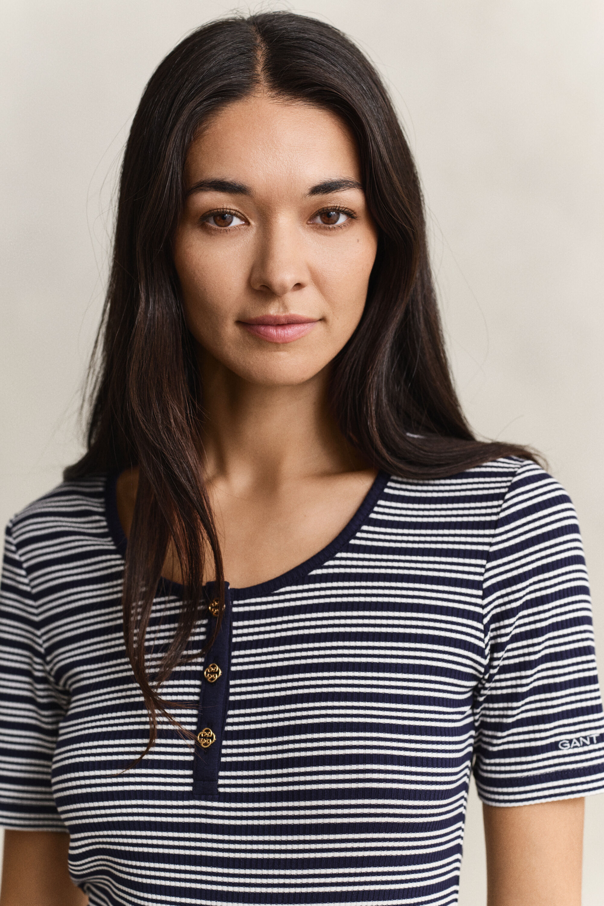 Vaarinpaita-mallinen joustinneulepaita