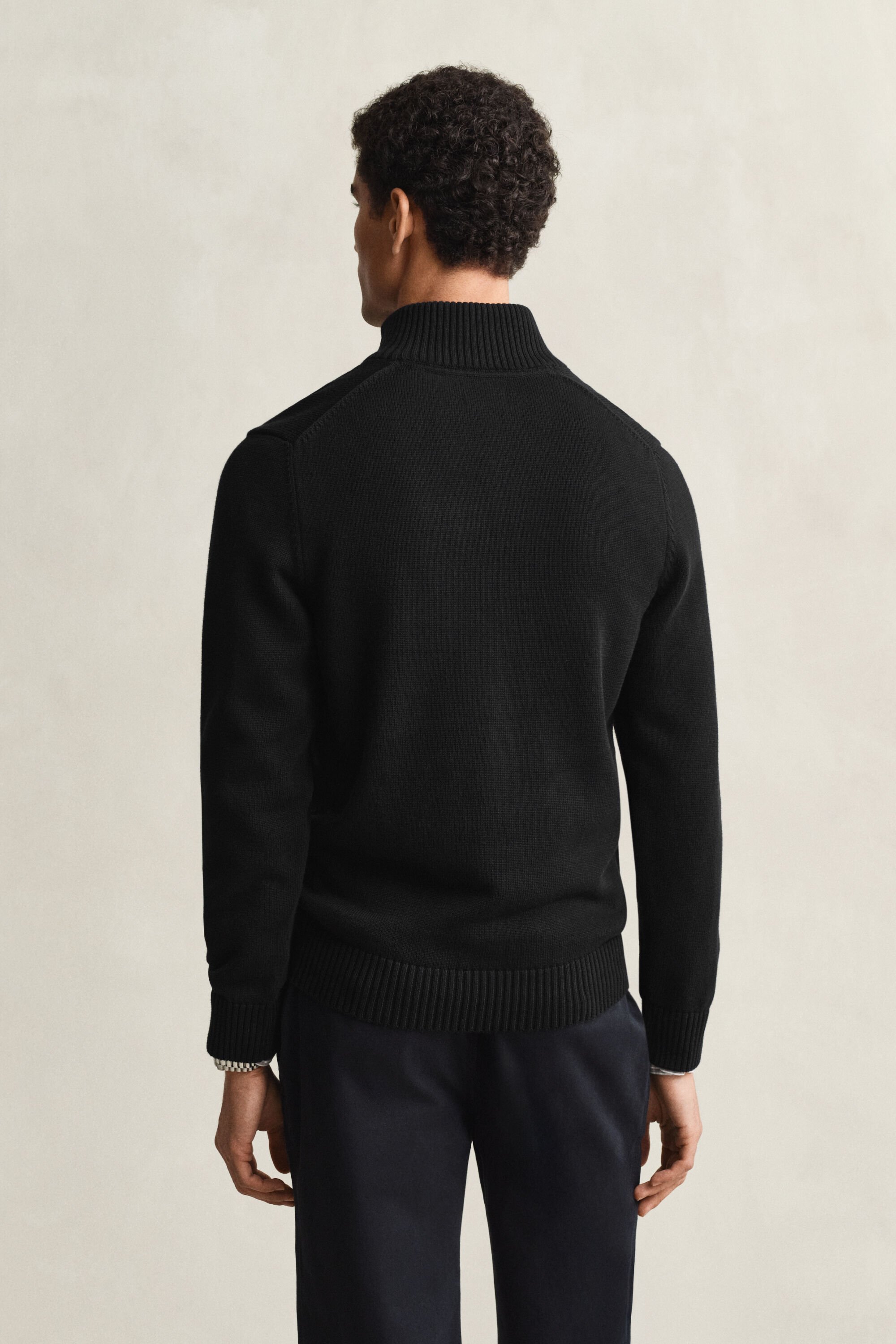 Casual-puuvillaneulepusero puolivetoketjulla