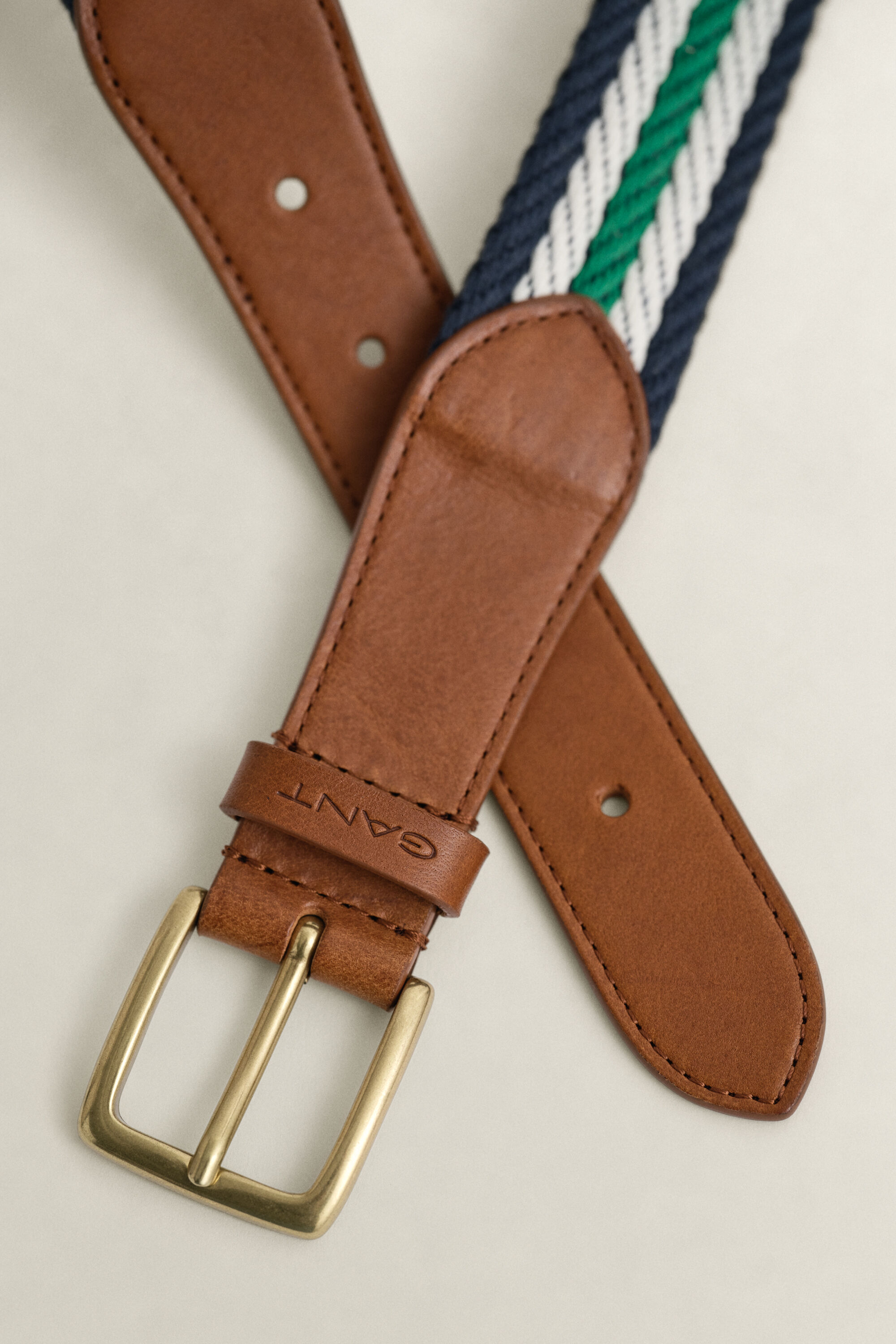 Raidallinen kangasvyö