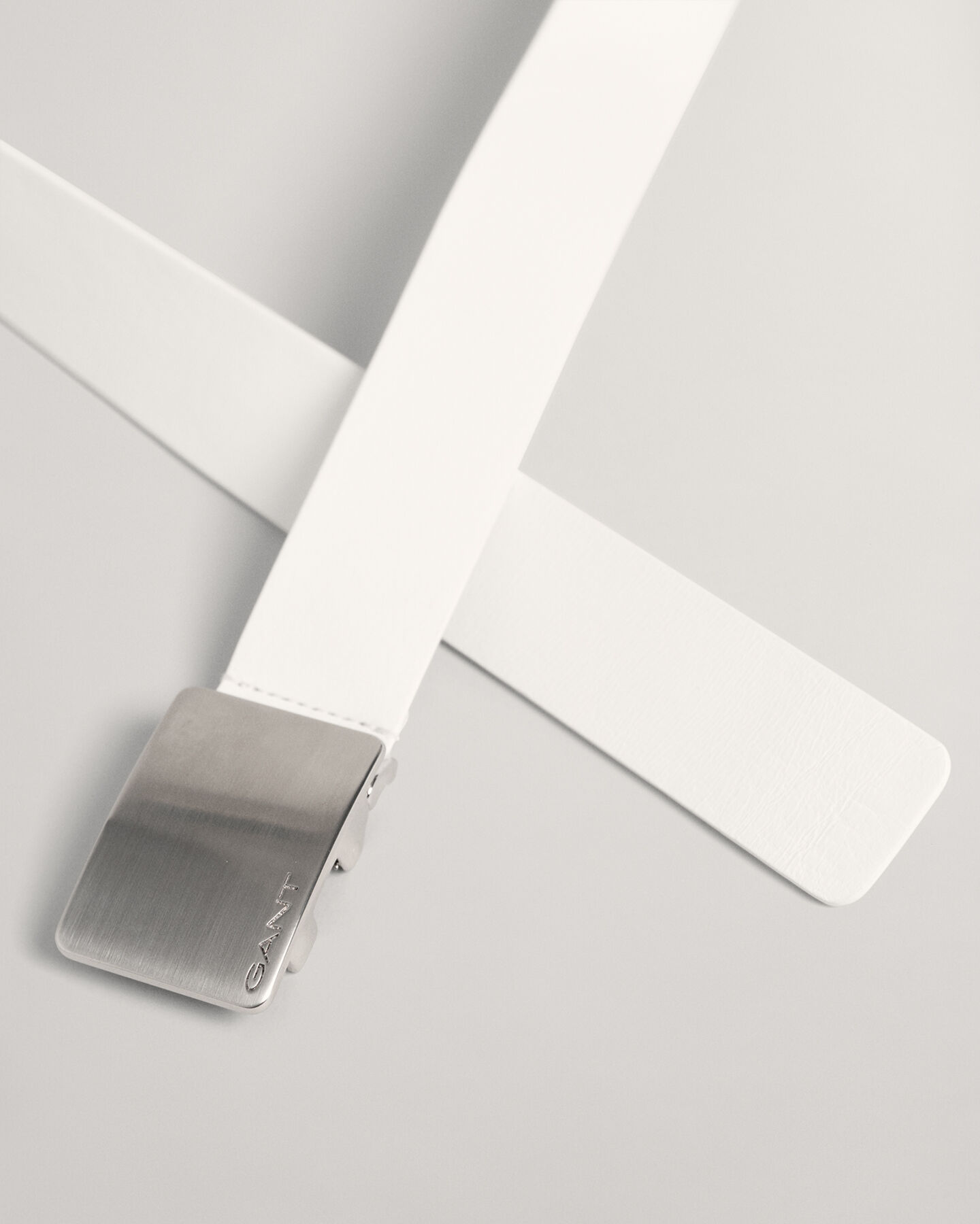 Soljellinen Plaque‑nahkavy&ouml;