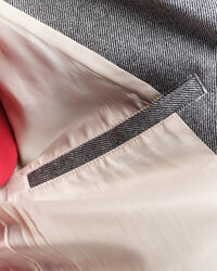 Kohopintainen bleiseri