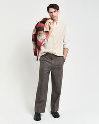 Palmikkoneuleliivi, v‑pääntie