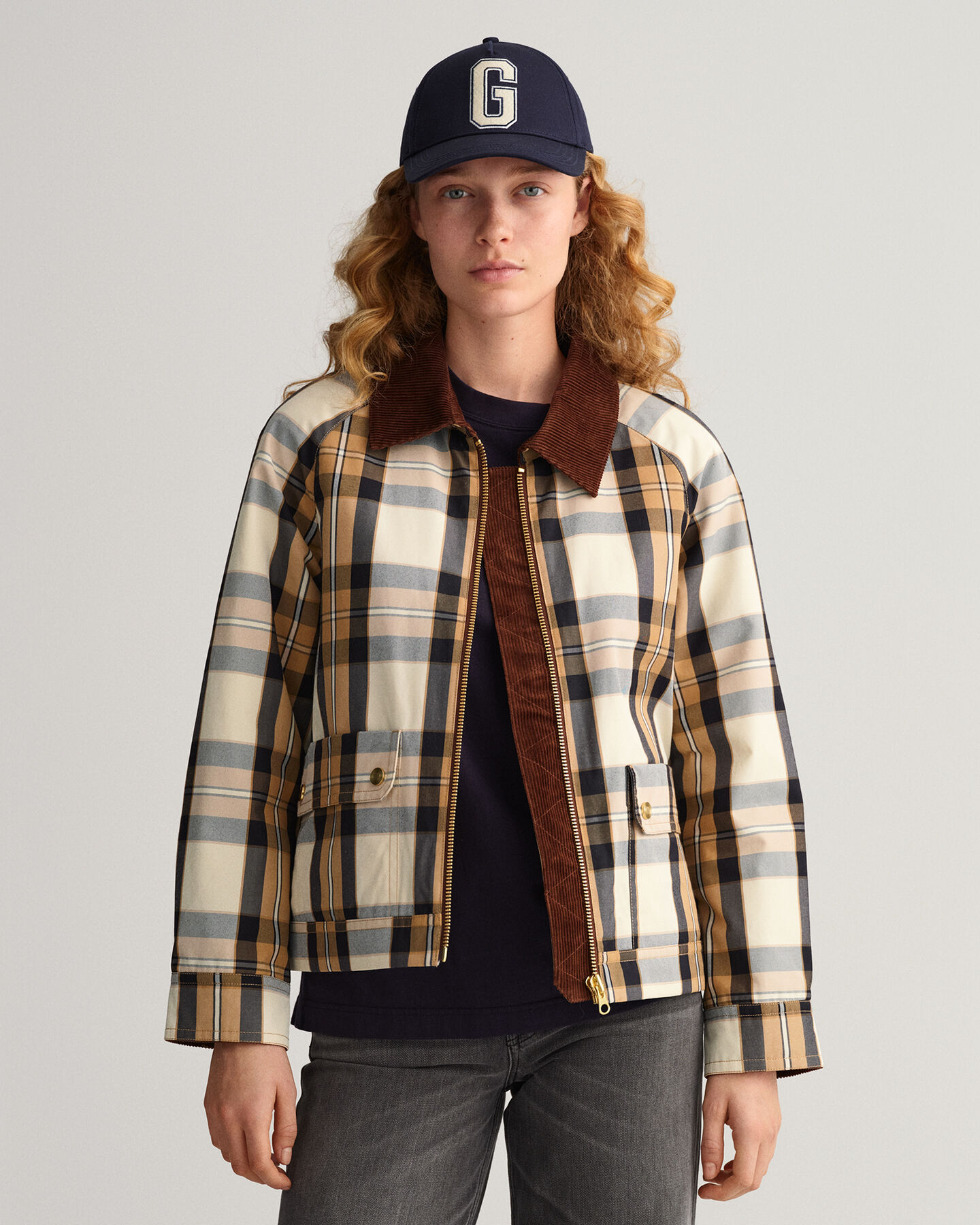 Ruudullinen lyhyt takki