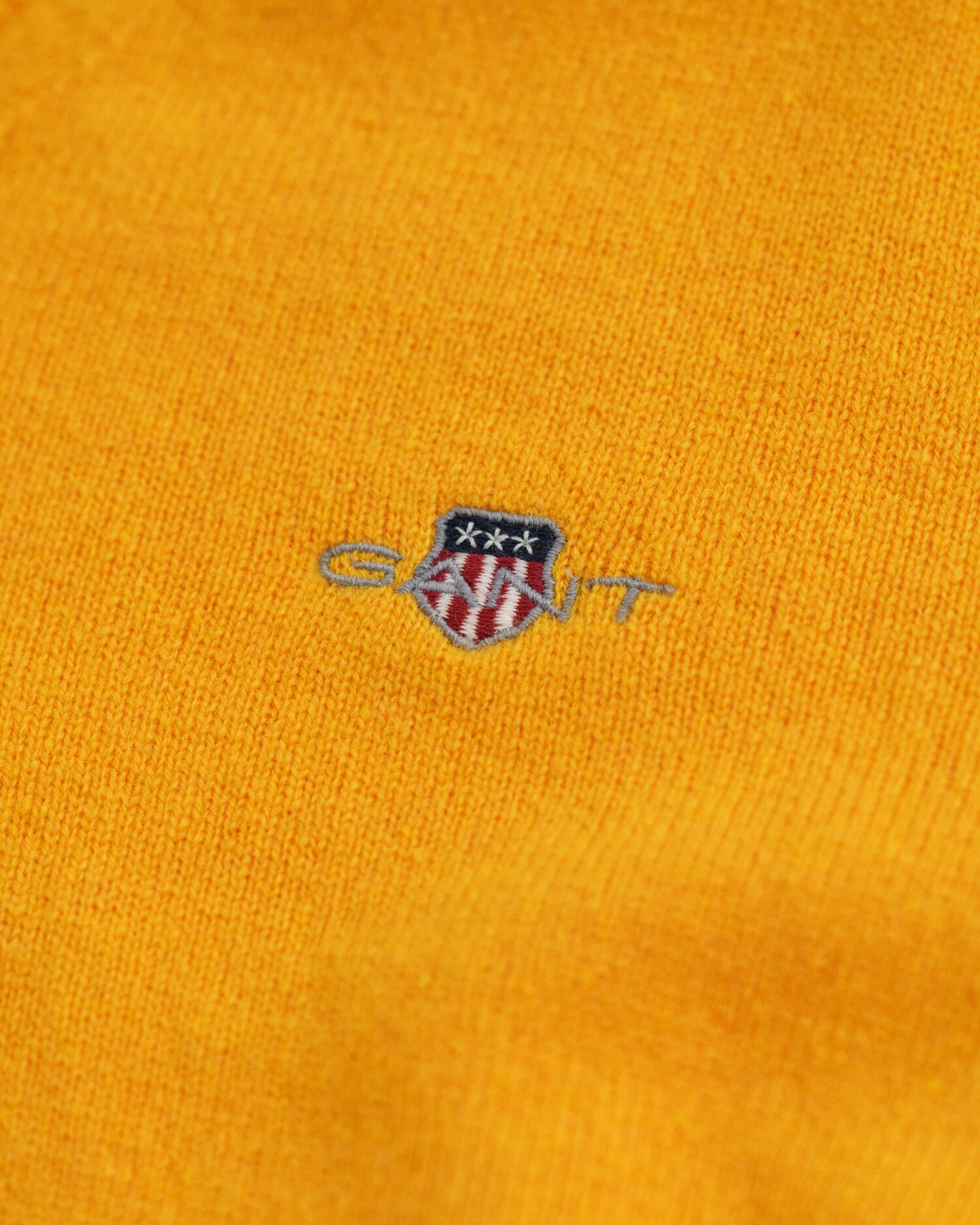 Ohut lampaanvillaneule, v-pääntie