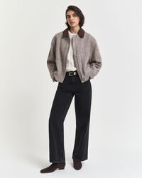 Puhvihihainen palmikkoneule