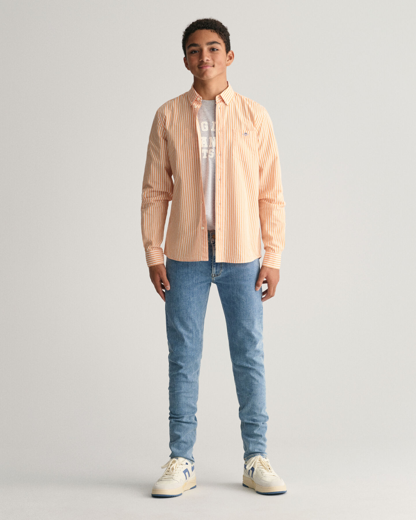 Teen Boys ‑malliston slim fit ‑mitoitetut farkut