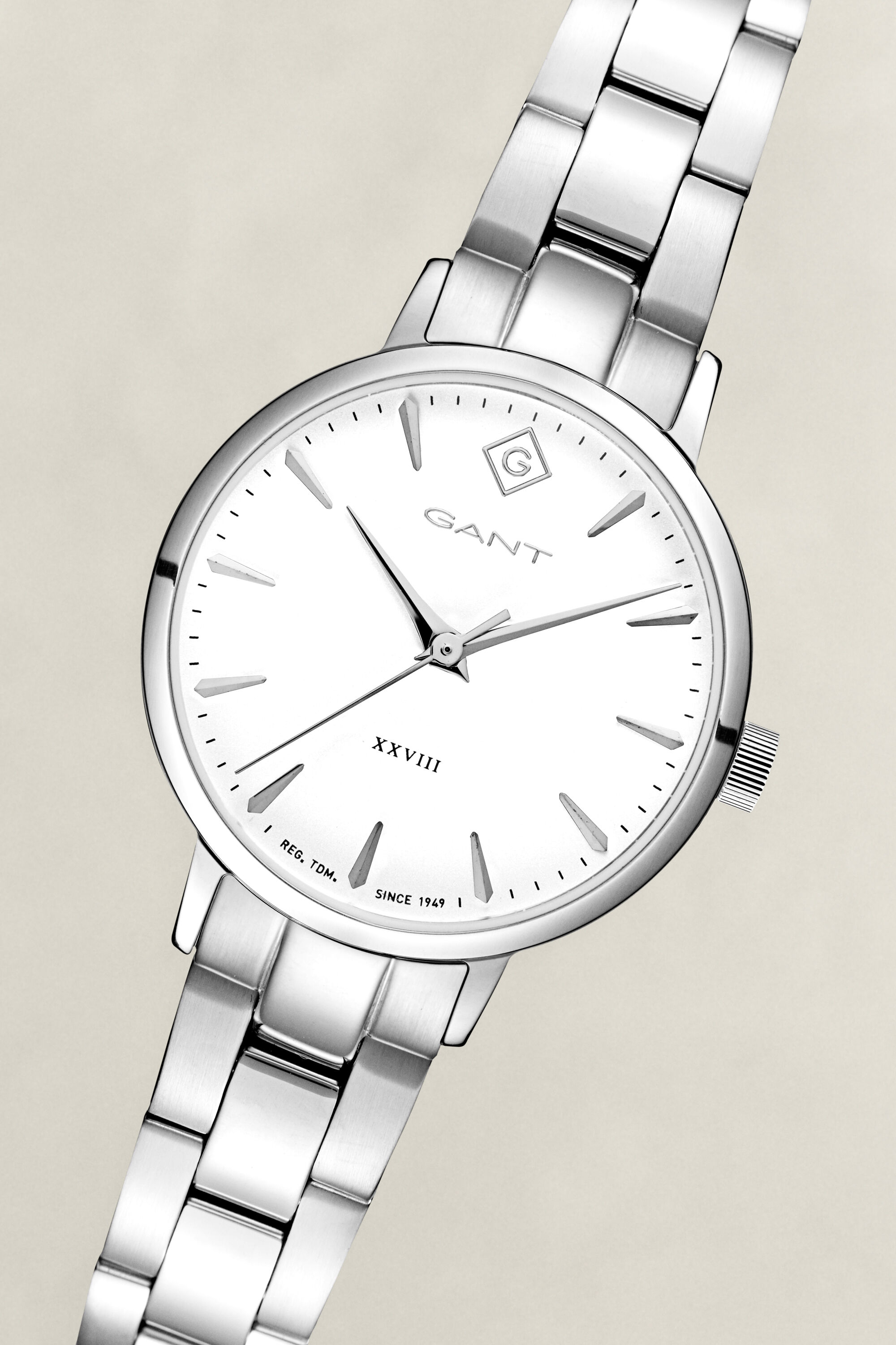 Park Avenue 28 ‑rannekello