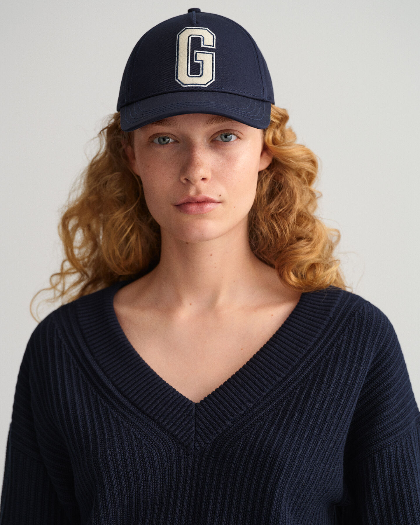 V‑ribbineulepusero puuvillasta