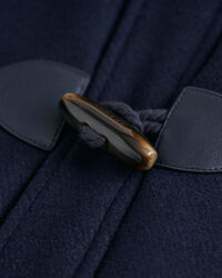 Teens-malliston villakankainen duffelitakki