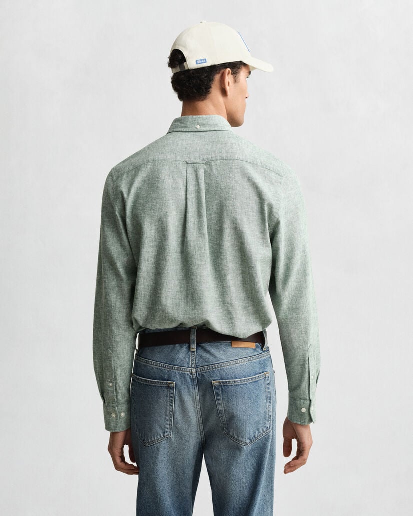 Regular fit ‑mitoitettu puuvilla-pellavapaita