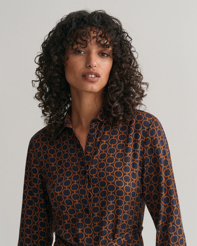 Slim&nbsp;fit ‑mitoitettu geometrisesti kuvioitu paitamekko