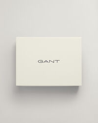 G‑pipo ja ‑käsineet lahjapakkauksessa