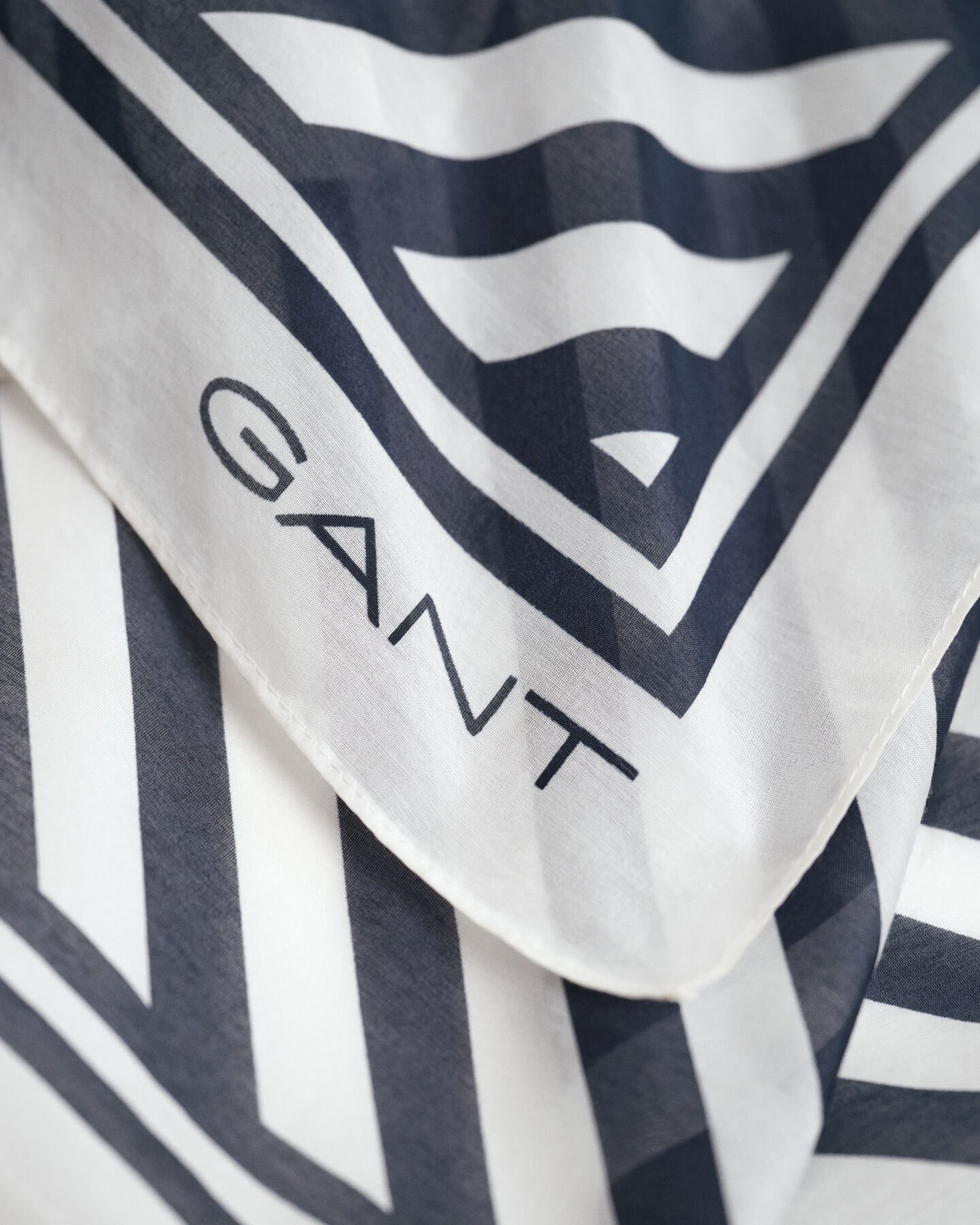 Chevron-printtisaronki