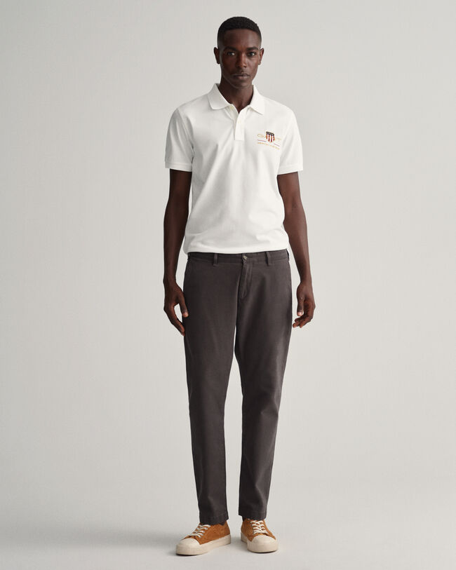 Huippumukavat slim fit ‑mitoitetut Hallden-chinot