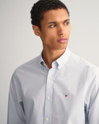 Slim fit ‑mitoitettu paita broadcloth-kankaasta