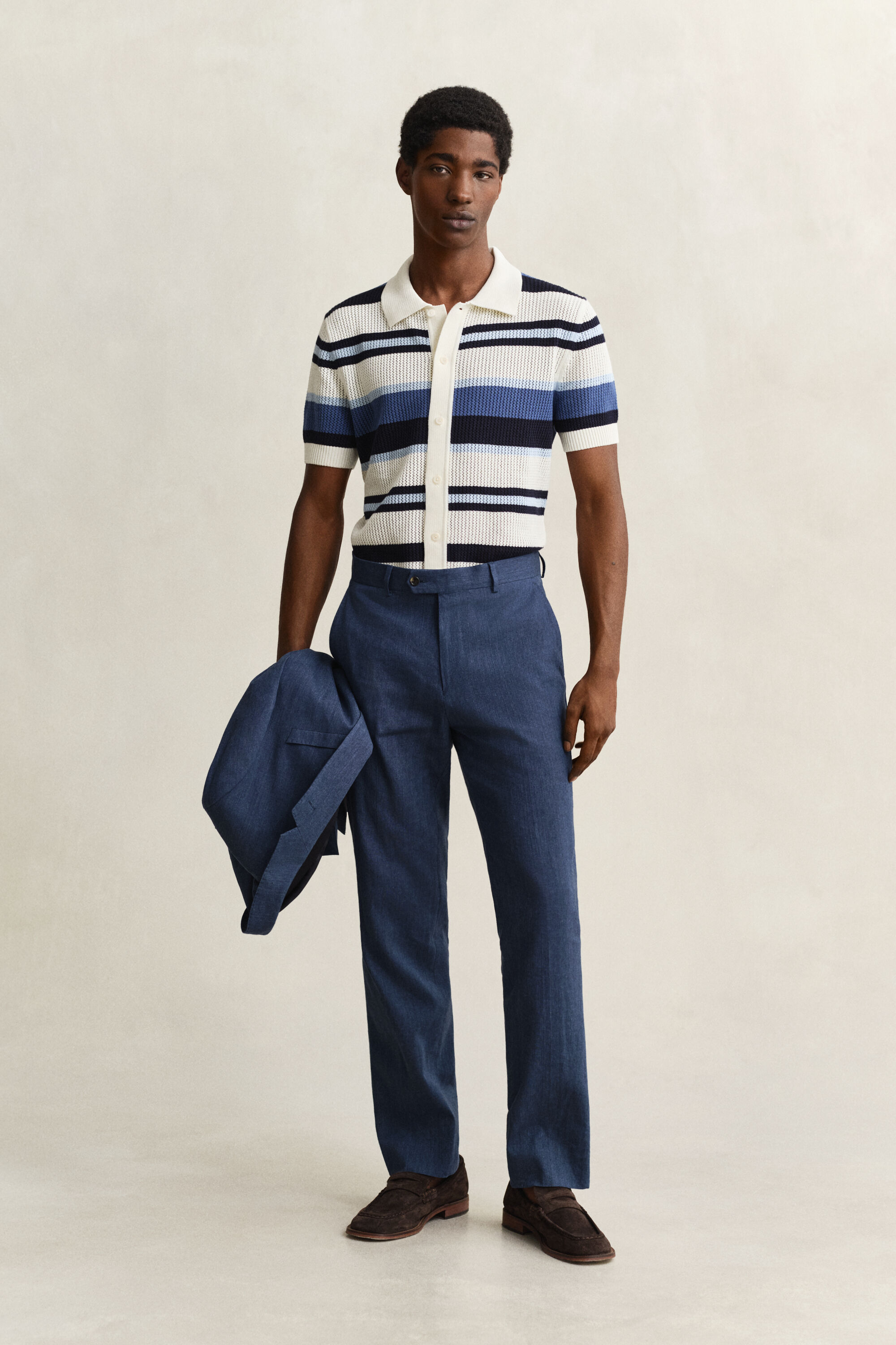 Juhlakäyttöön sopivat pellavasekoitehousut