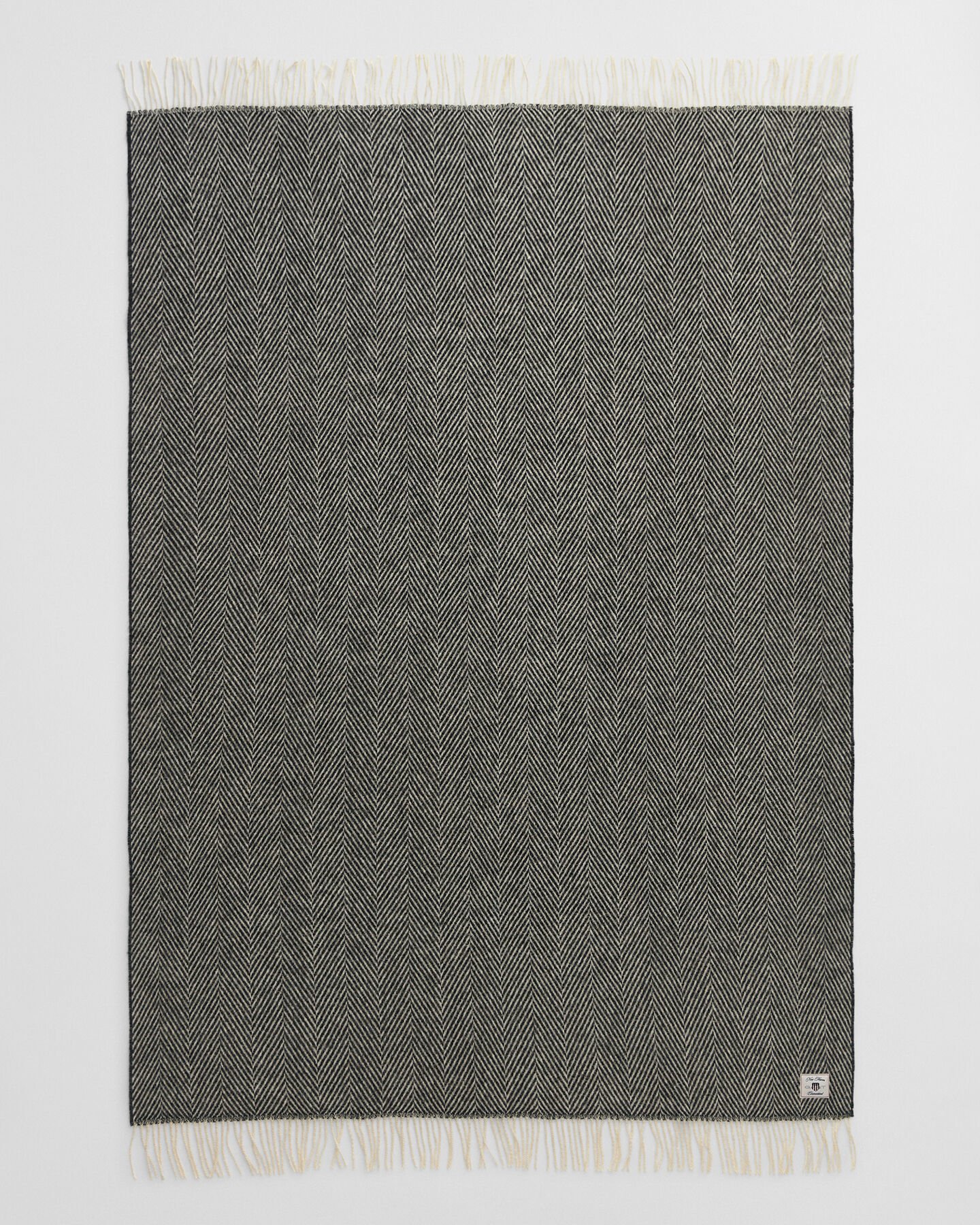 Kalanruotokuvioinen villainen torkkupeitto