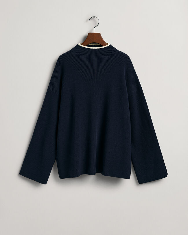 Joustinneulepusero kilpikonnakauluksella