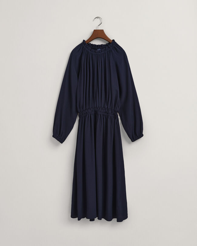 Venekauluksinen mekko