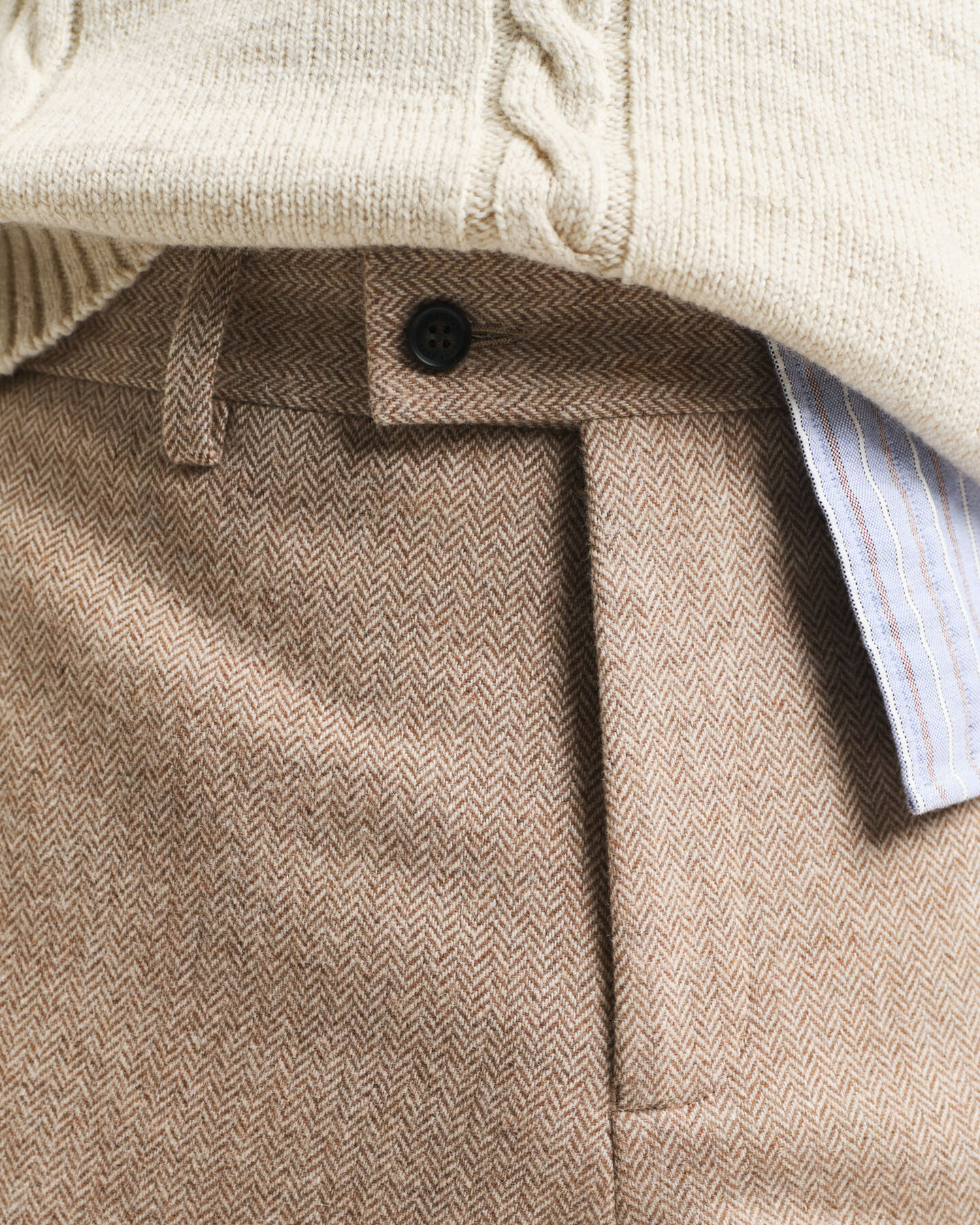 Slim&nbsp;fit ‑mitoitetut kalanruotokuvioiset puvunhousut