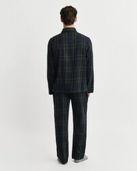 Ruudullinen flanellipyjama lahjapakkauksessa