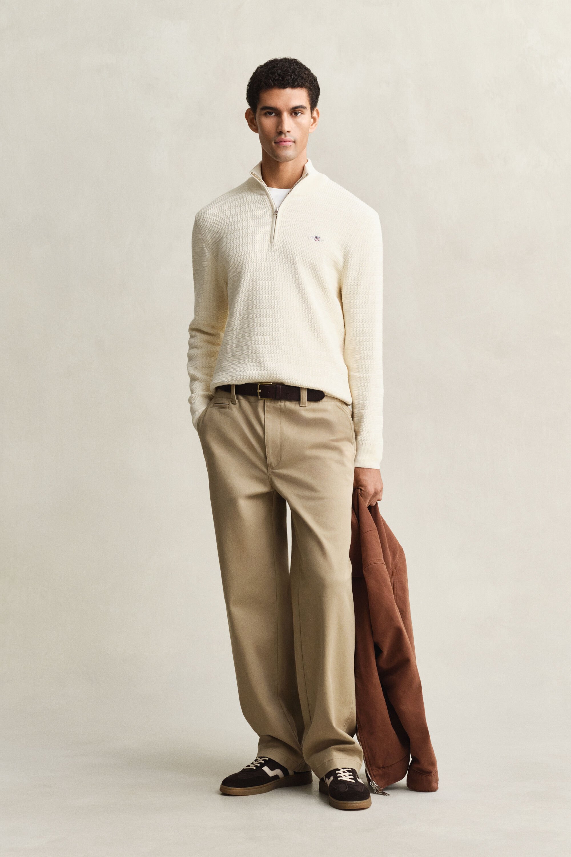 Palmikkoneule, vetoketjukaulus