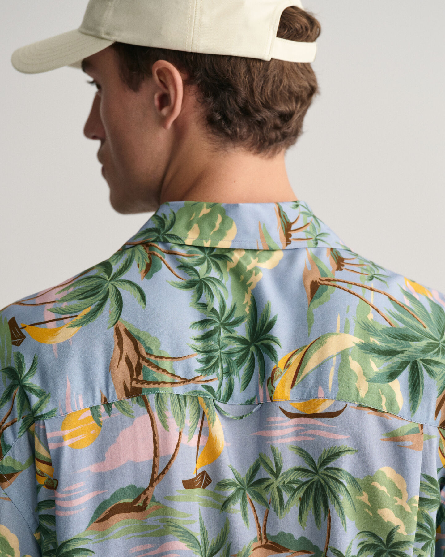 Relaxed fit ‑mitoitettu lyhythihainen Hawaiian Print -paita
