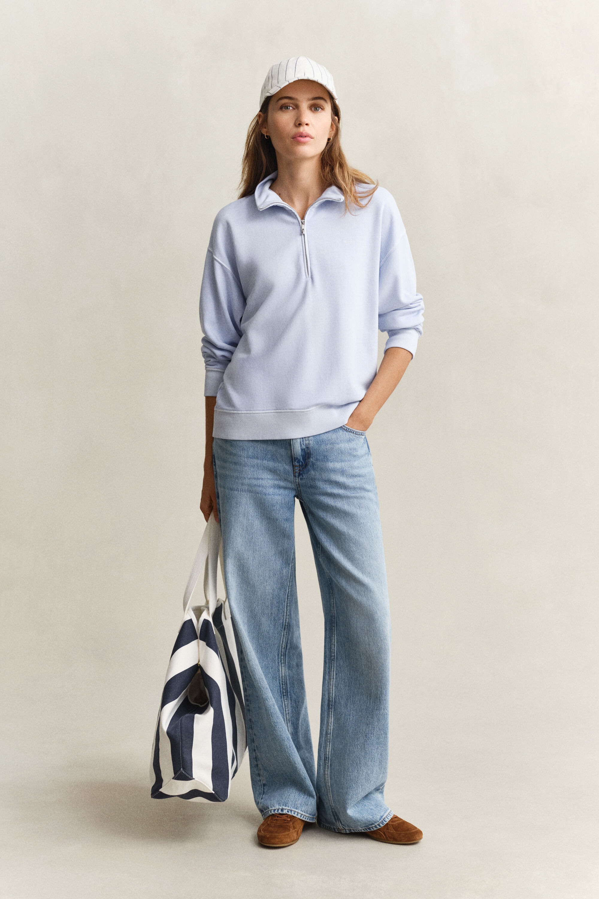 Pesukäsitelty Shield ‑collegepaita, vetoketjukaulus