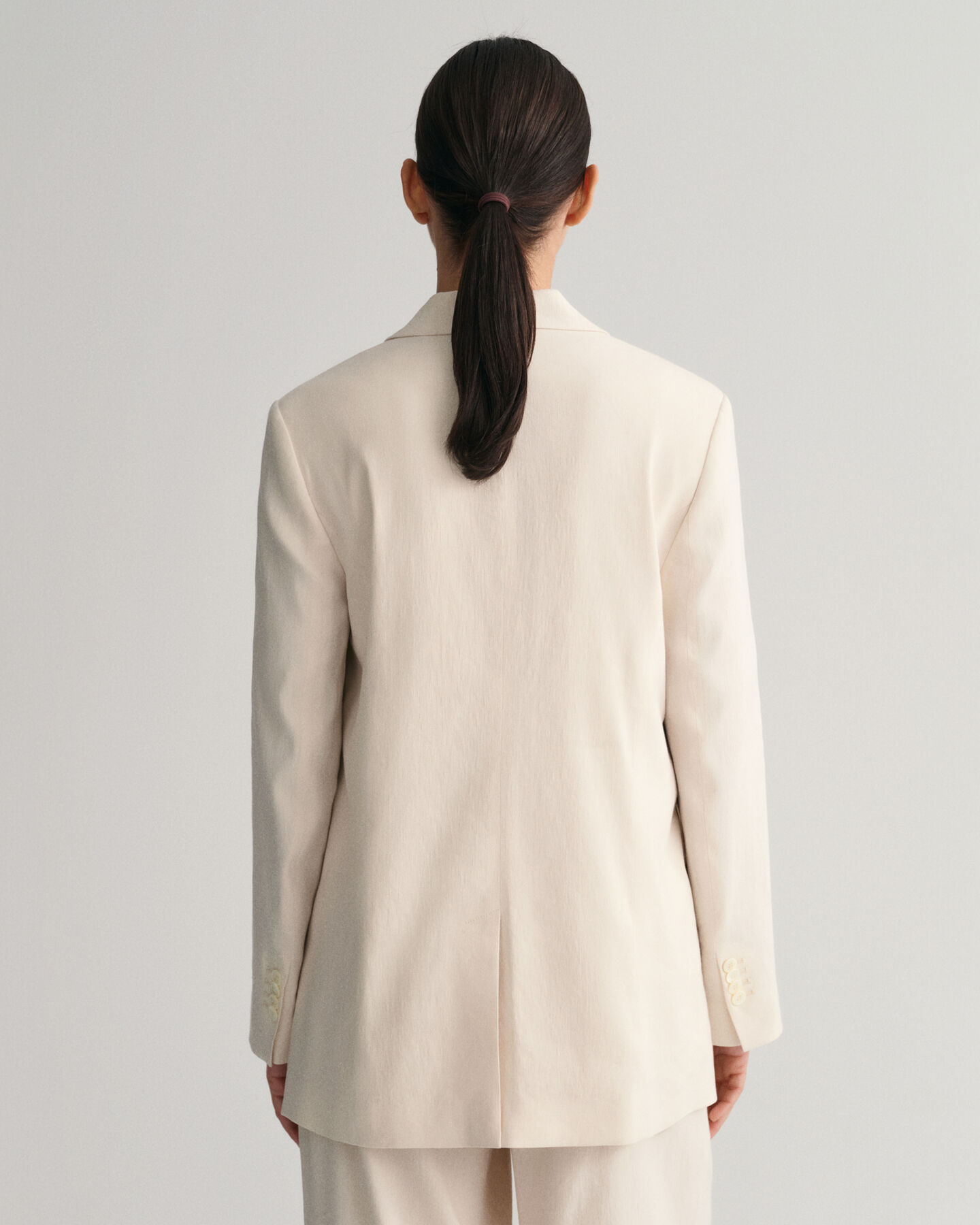 Regular fit ‑mitoitettu joustava pellavableiseri