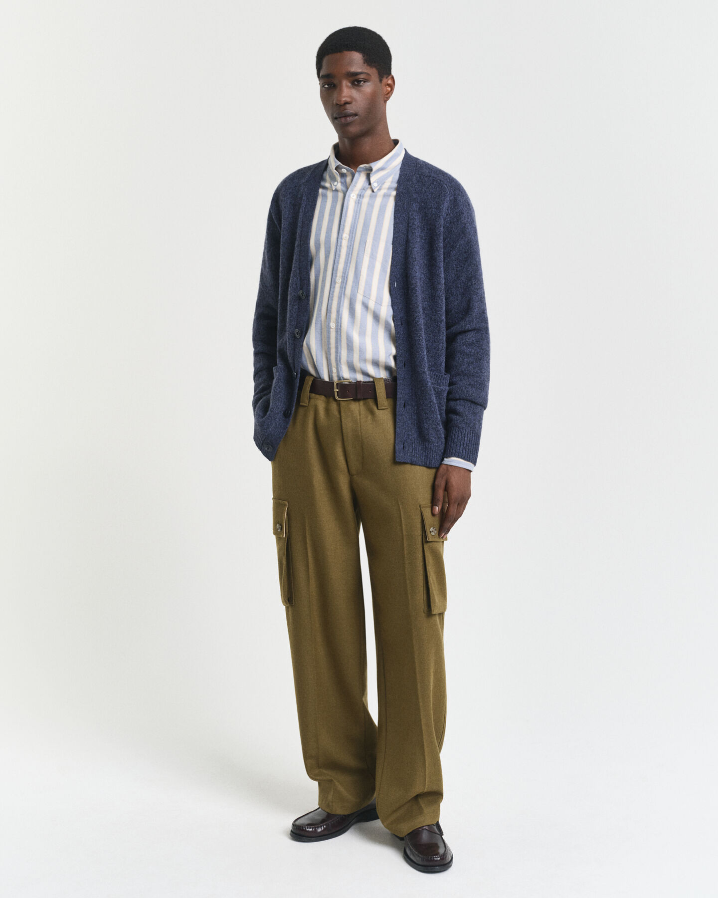 Villasekoitteinen mouliné-neuletakki