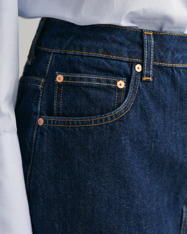 Kynämallinen farkkuhame